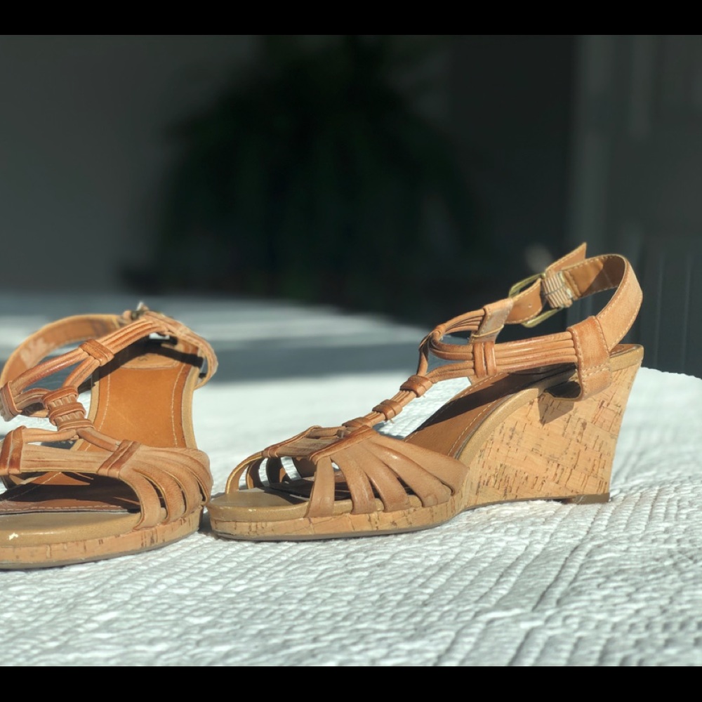 Clarks Artisan wedge sandals